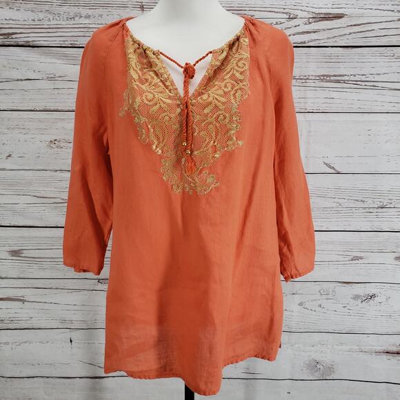 Chico's 100%Linen V-Neck Gold Lace Front Detail 3/4 Sleeve Top Size 1 - Picture 2 of 15